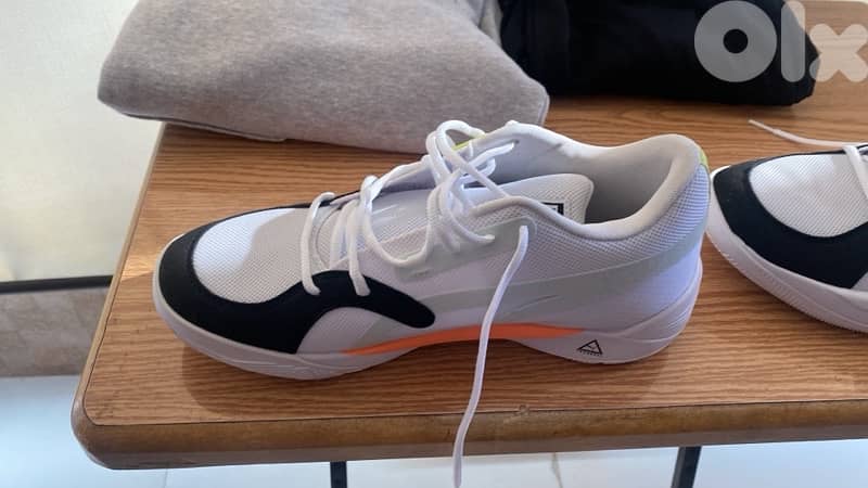 Puma TRC Blaze Court 1