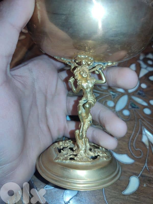 زوج كؤوس فنتج مرتفعة – نحاس مطلي ذهب بتصميم كلاسيكي 3