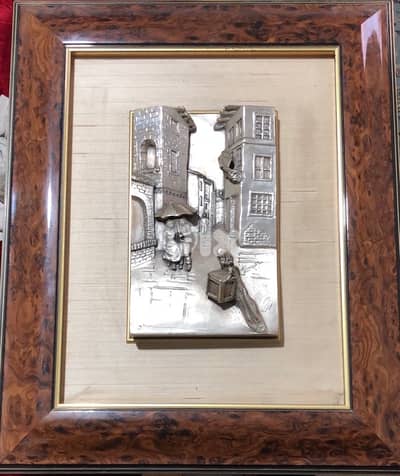 لوحة فنية نادرة جدًا مطلية فضة