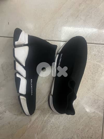 balenciaga 42
