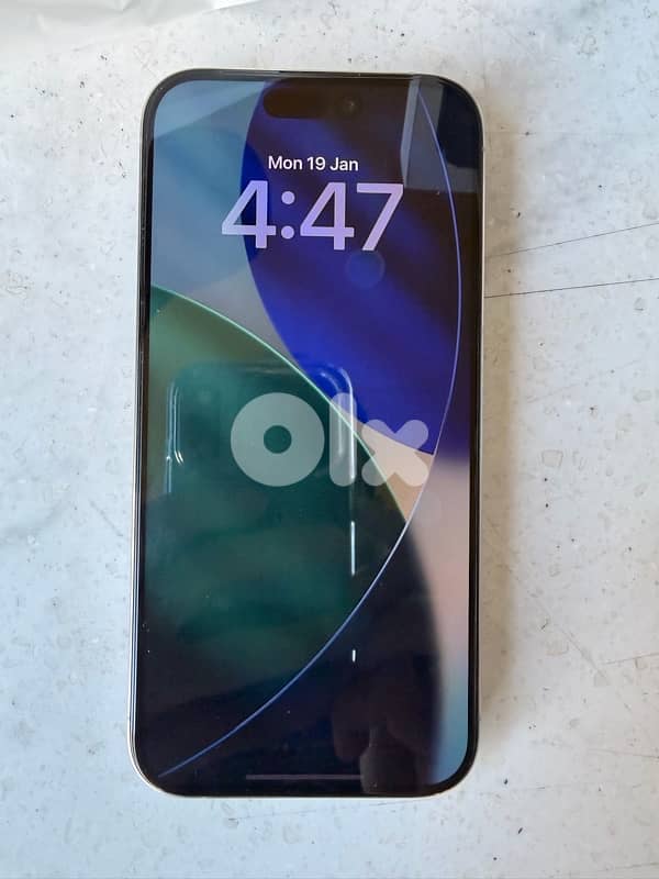 iPhone 15 pro 256gb natural titanium 2