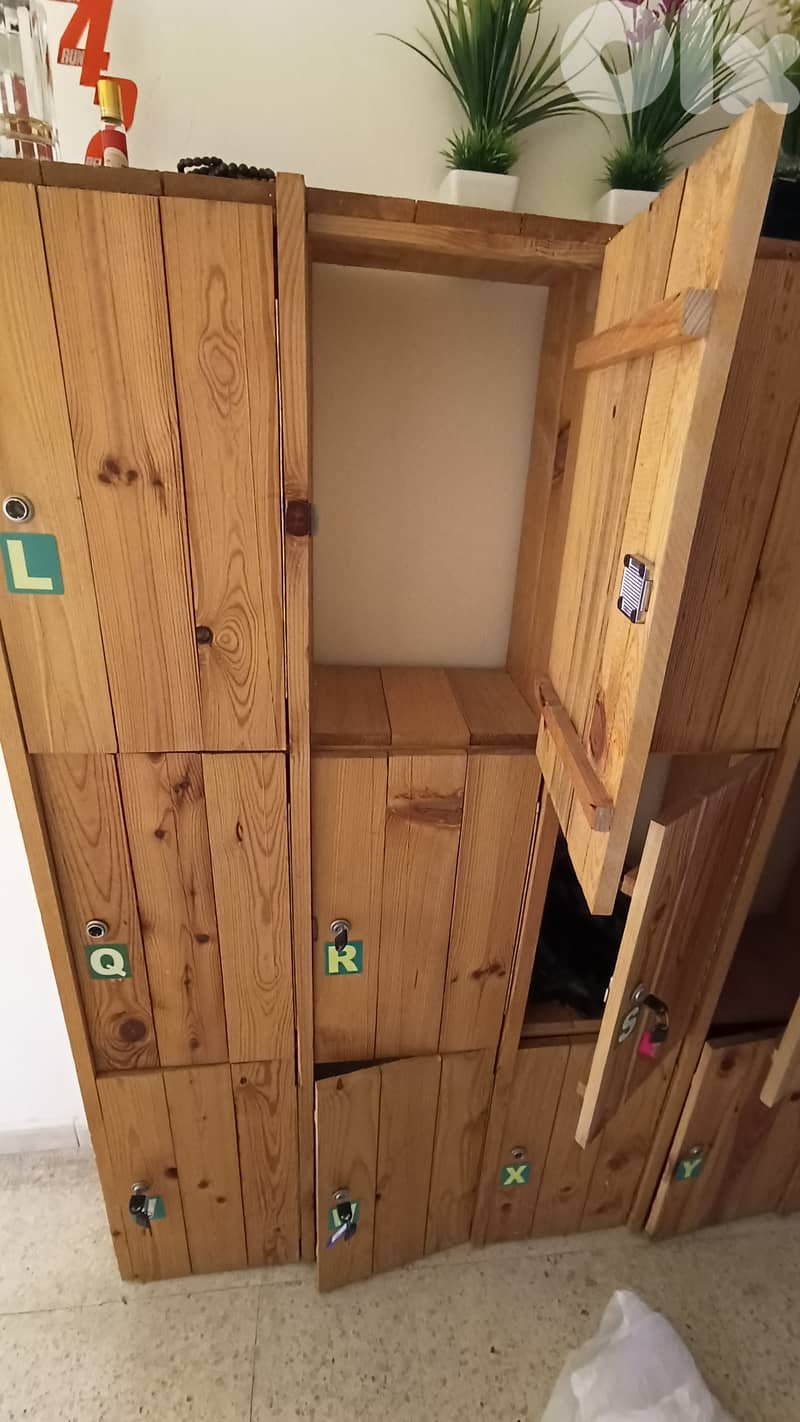 Wooden lockers 1