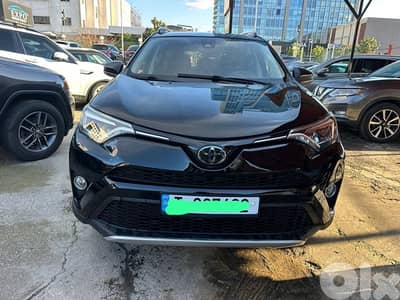 Toyota Rav 4 2018 very clean 4 WD  43000 miles