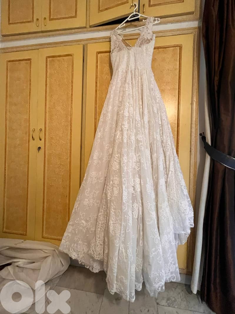 Elegant wedding dress 6