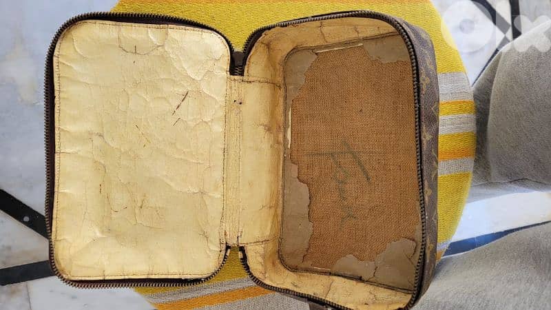 Authentic vintage louis vuitton bag 5