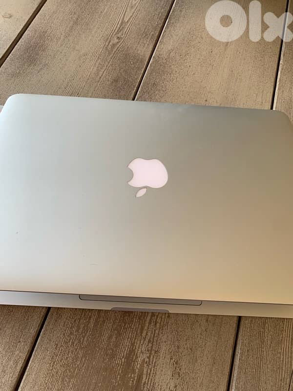 MacBook Pro laptop 2