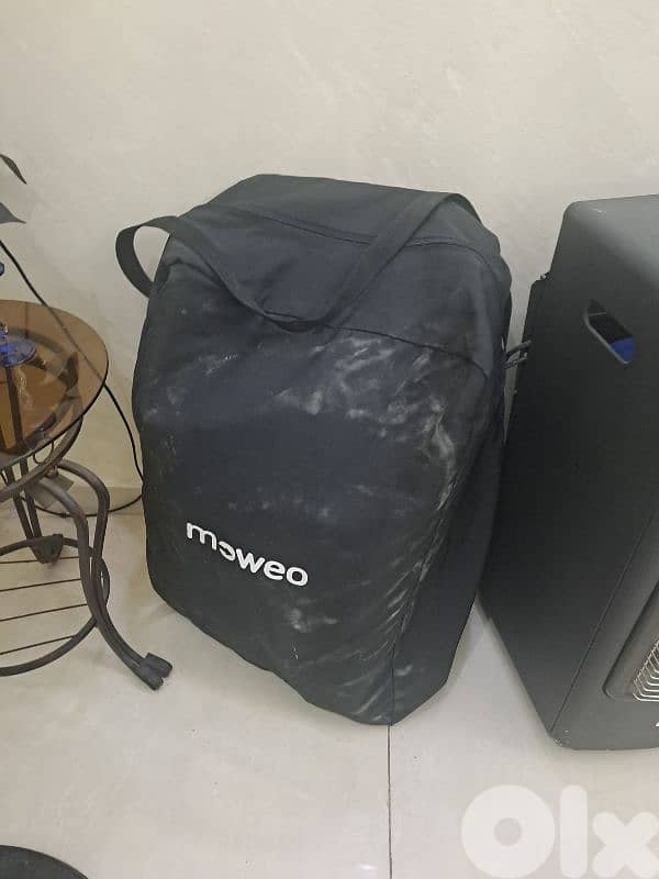 عرباية اطفال جبتا معي من الدنمارك  استعملتا اقل من شهر 4