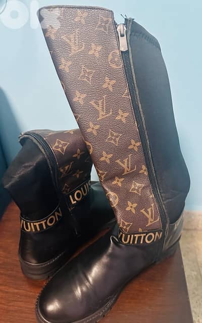 LV black boots