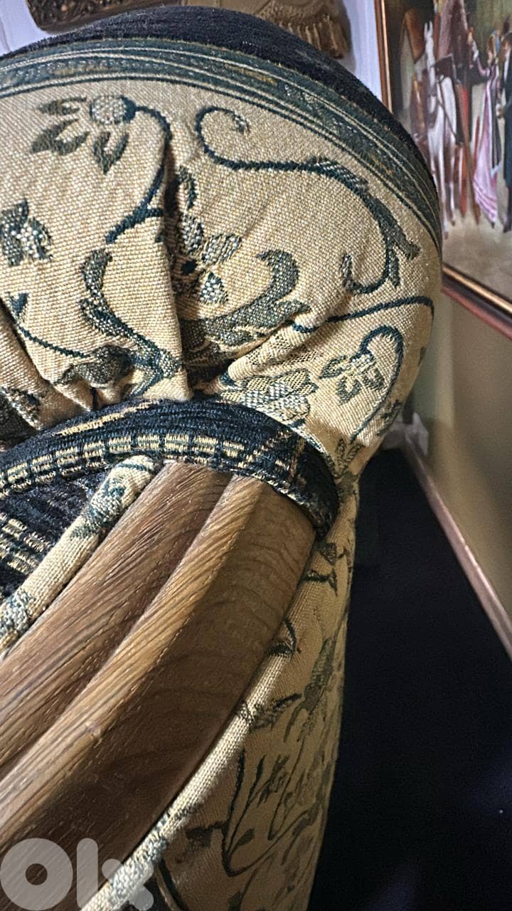 Classic Solid Wood Sofa Set – 3 Pieces (1 Sofa + 2 Armchairs) 2