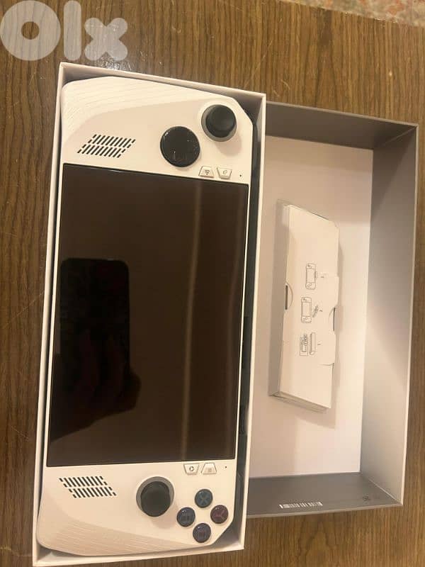 Asus Rog Ally Z1 extreme 1