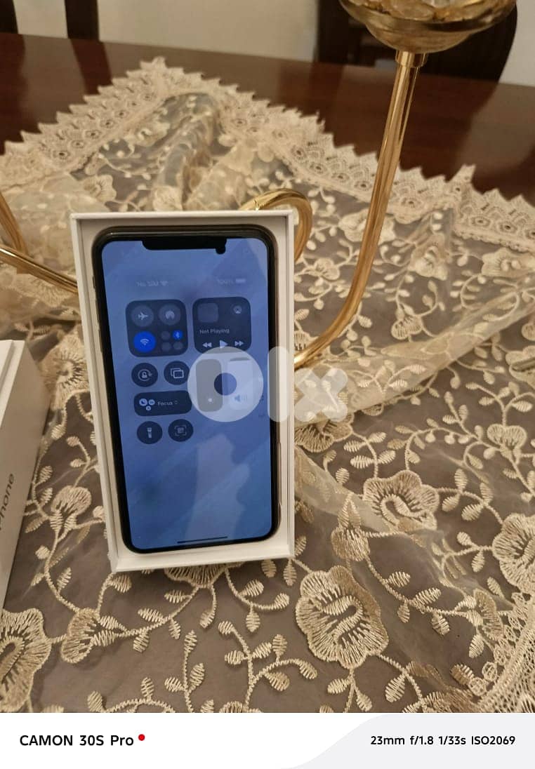 Iphone. Sxmax  64 GB  Gold 5