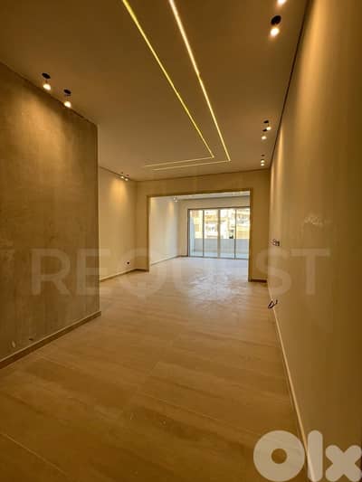 Apartment For Sale in Furn El Chebbak شقة للبيع في فرن الشباك