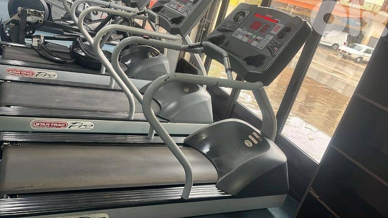 3 تريدميل للبيع سوا ب ٧٠٠$ 2
