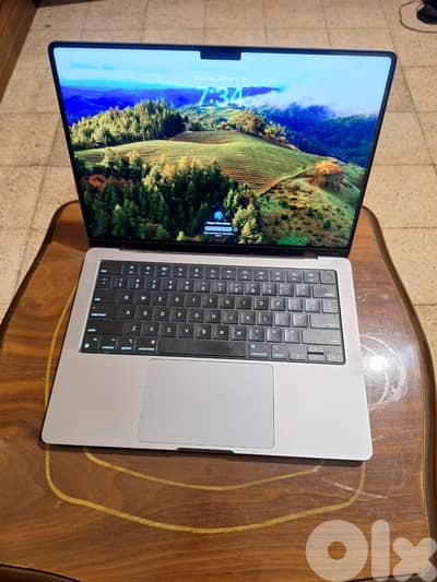 Macbook M2 Pro 14 inch. (2023)