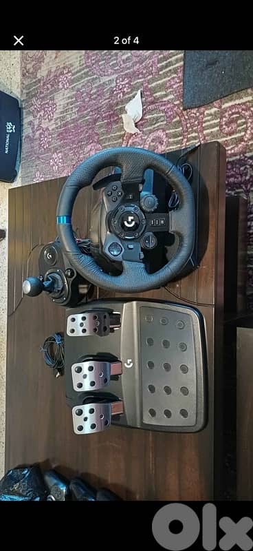Logitech g923 Steering Wheel with peddals and gear