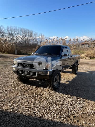Toyota Hilux 2023