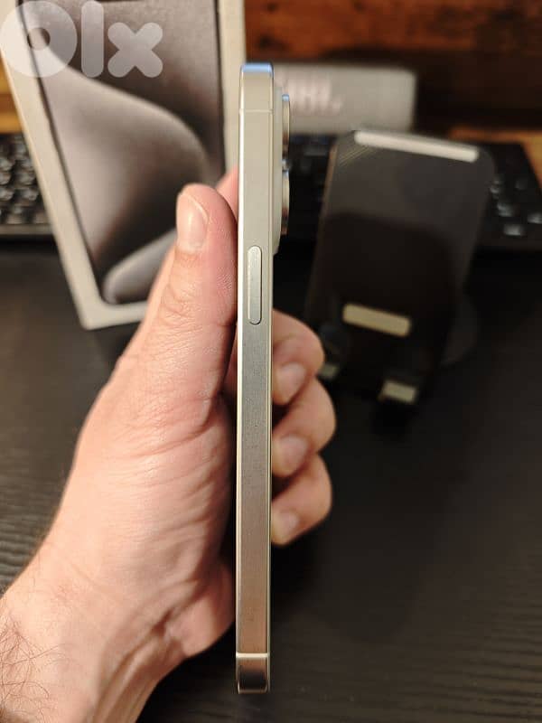 iPhone 15 Pro Max 256GB 3