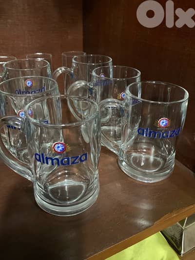 ٦ كبايات زجاج للبيع السعر ١٠$