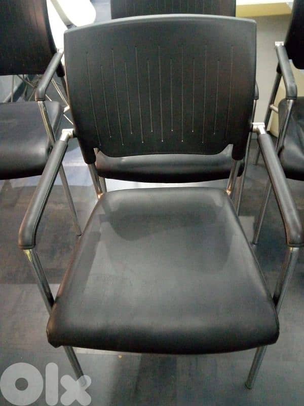 2 luxury office desks and 4 chairs 6