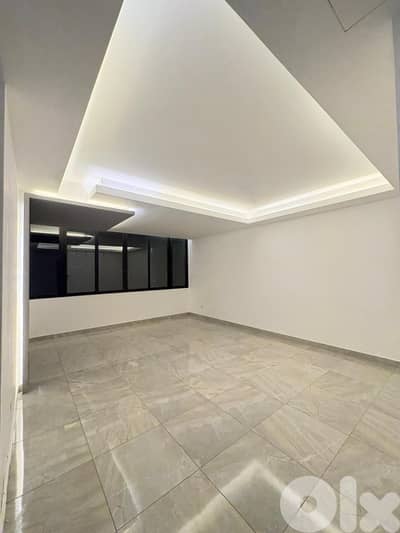 Apartment for Rent in Achrafieh at 1200$/month, شقة للاجار في الاشرفيه