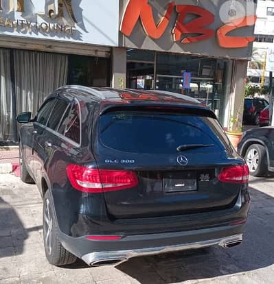 Black on Black 2017 Mercedes-Benz GLC 300 4Matic
