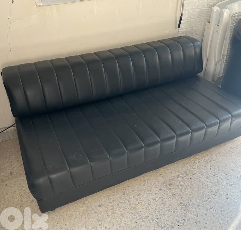 2 sofa bed medium + 1 sofa bed extra large (black leather) 2