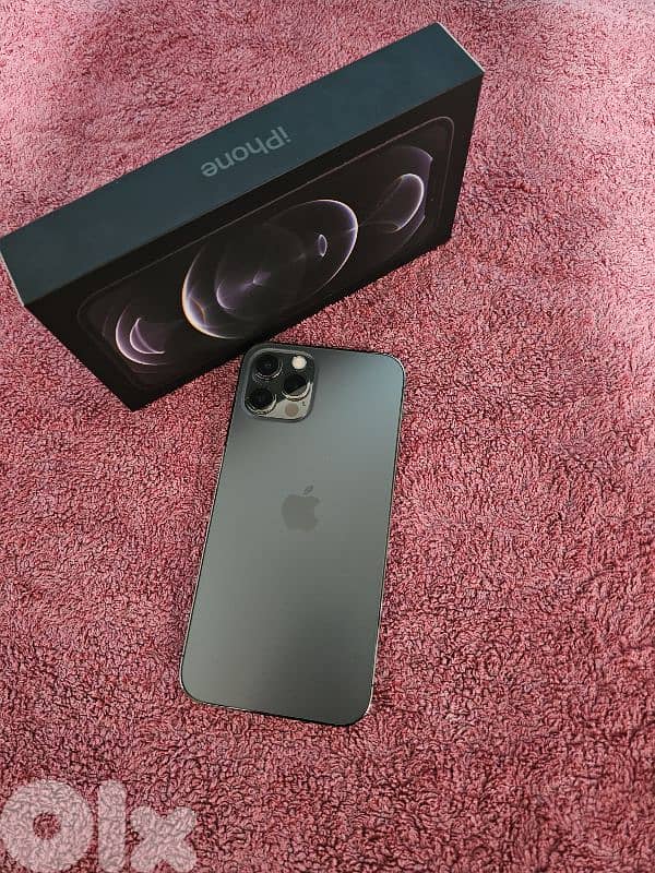 in box iphone 12 pro - one owner - never repaired 5