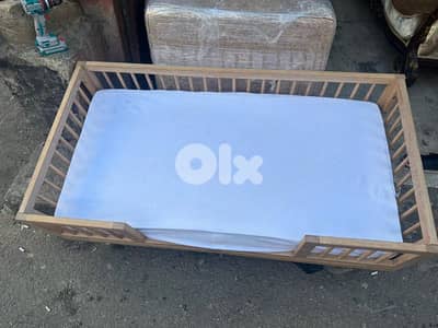 تخت بيبي خشب زان مع فرشة