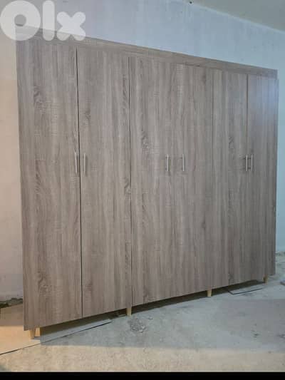 خزانة ست درف 240 سم ملبسة بالكامل من برا وجوا لون ابيض