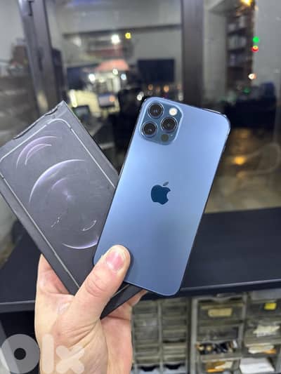 12 pro 256    280$  79653444