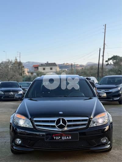 Mercedes-Benz C200 2011