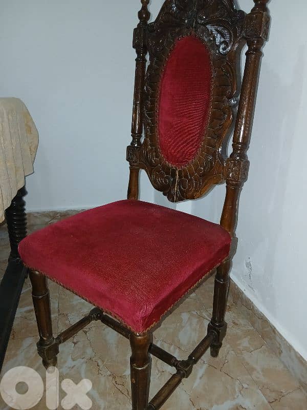 طاولة سفرة مع غرفة قعدة 2