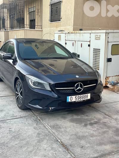 Mercedes-Benz CLA200 2015