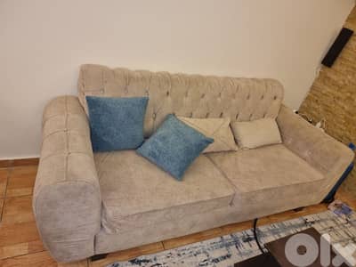 صالون ٤ قطع مستعمل مع برداية