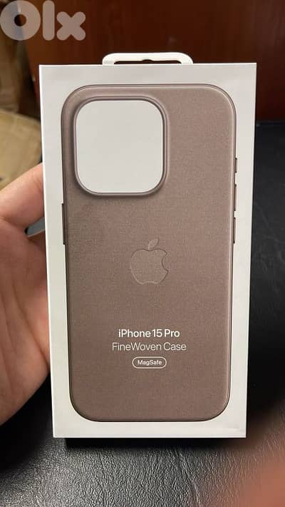 Finewoven case magsafe iphone 15 pro Taupe