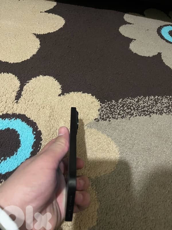 IPHONE 15 pro 256g battary 90% 1