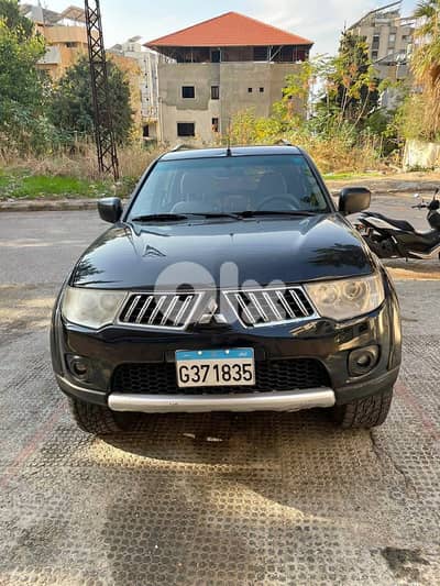 Mitsubishi Pajero 2010