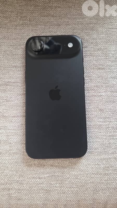 Iphone 17 Air Black brand new 0 cycle 3