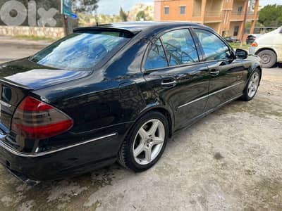 مرسيدس بنز إيه 250 إي 2005