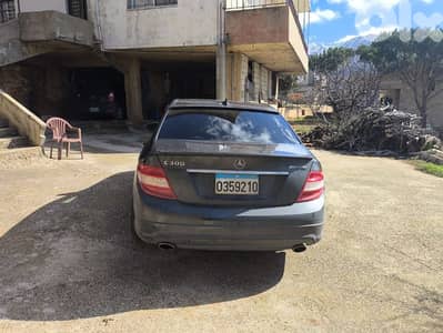 Mercedes-Benz C-Class 2025