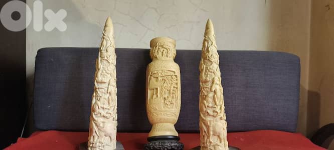 تحف وتماثيل