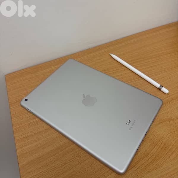 Ipad 9 64gb with pencil 4