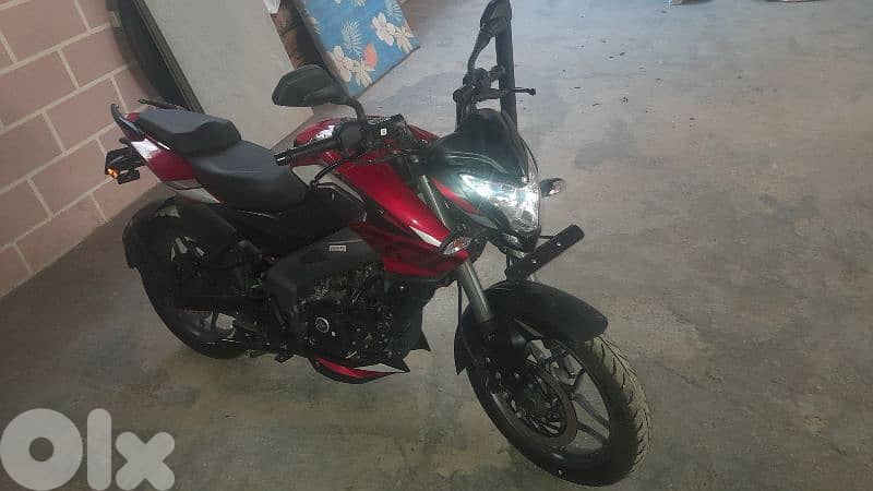 Bajaj Pulsar NS200 2025 1