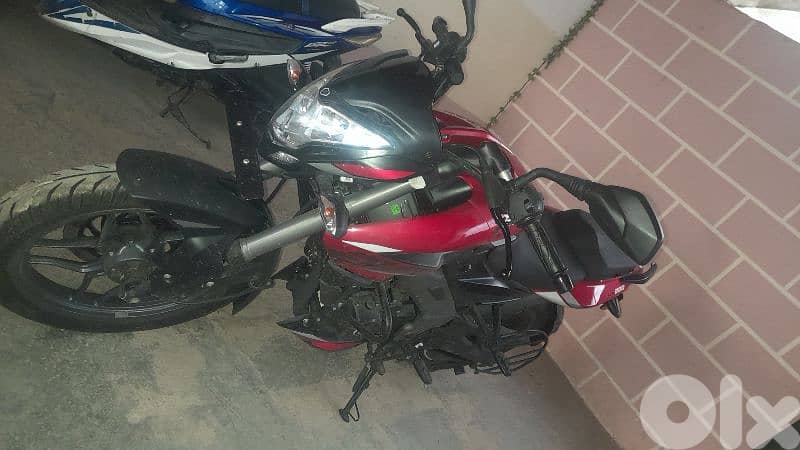 Bajaj Pulsar NS200 2025 4