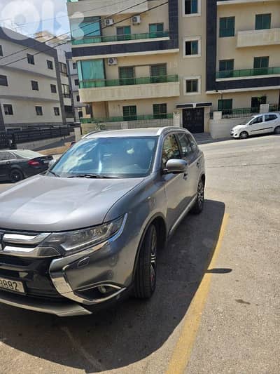 Mitsubishi Outlander 2016