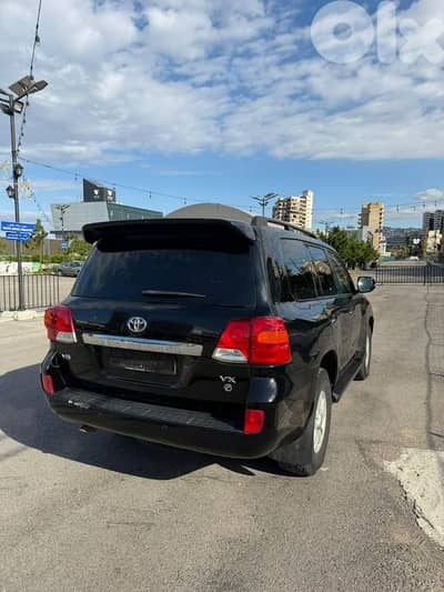 Toyota Land Cruiser 2012