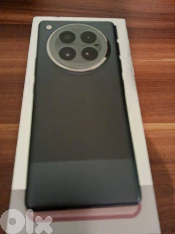 Infinix zero 40 5g 256 12grm 1