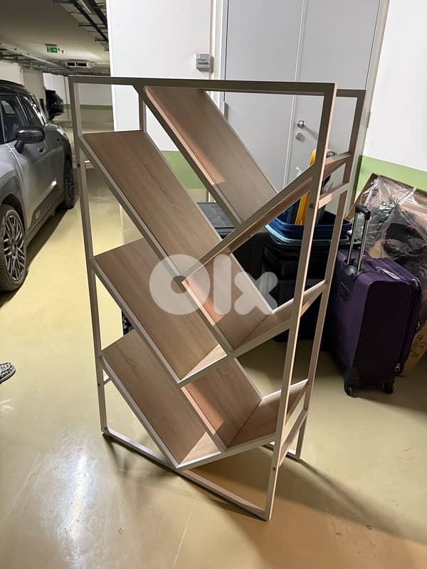 coffee table , bookshelf , pictures , dining chairs(6) , Recliners (4) 2