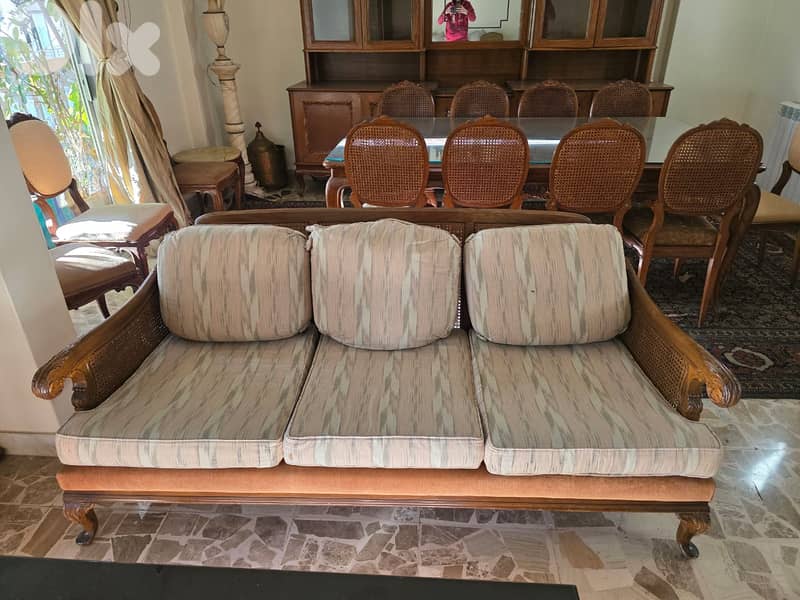 Complete Classic Living Room Set – Sofa, Armchairs, Showcase & Tables 3