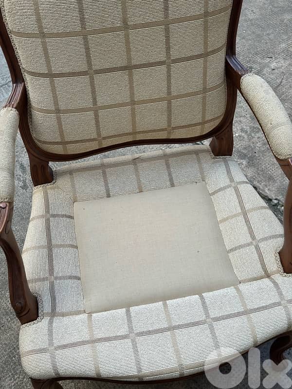 wooden chairs in nice quality 2